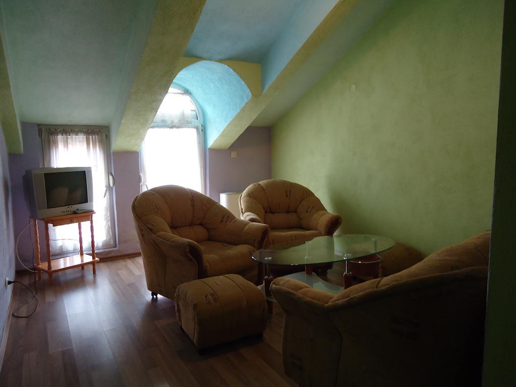 Dionis Hotel Petrich  Chambre photo