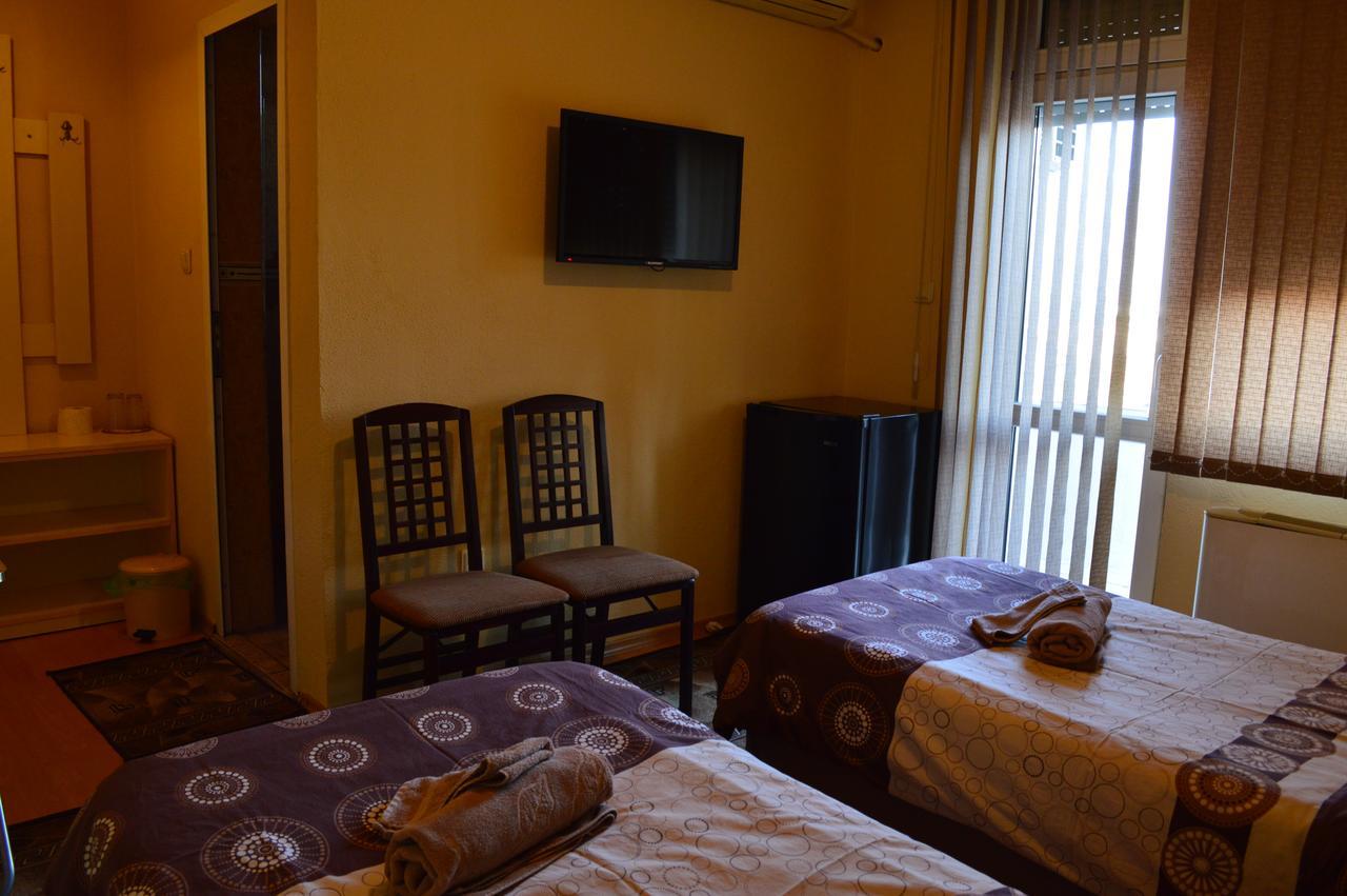Dionis Hotel Petrich  Extérieur photo